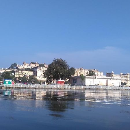 Lake Face Udaipur Bagian luar foto